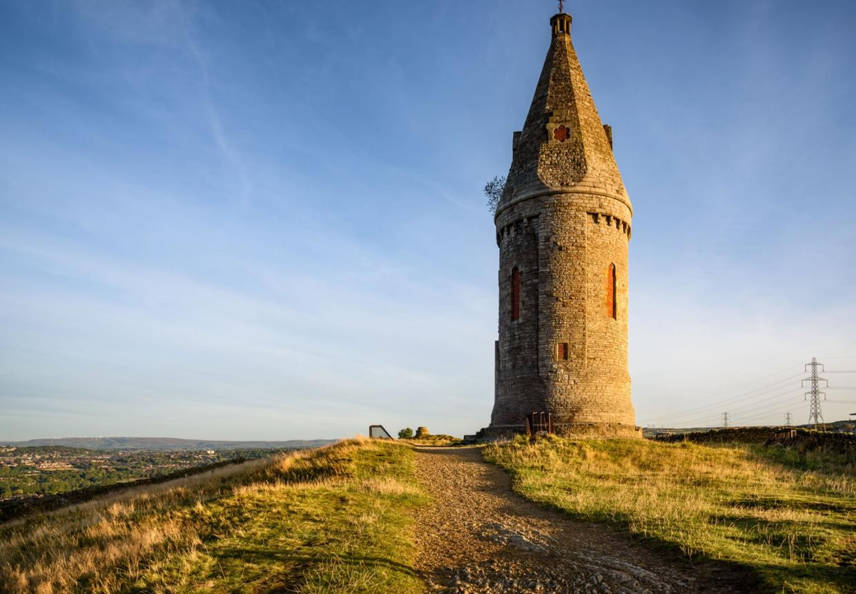 Hartshead Pike tower